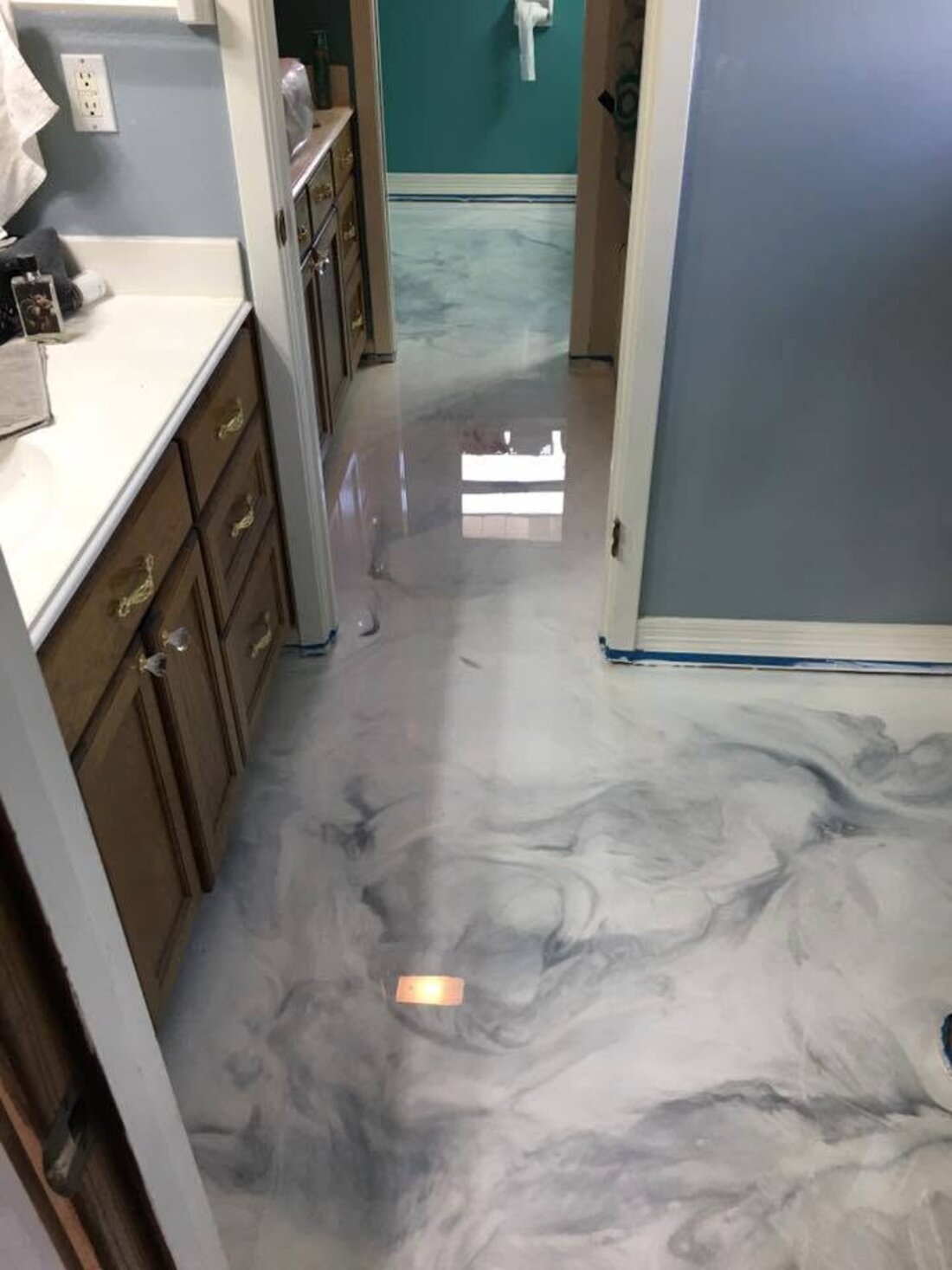 Metallic epoxy hallway floor